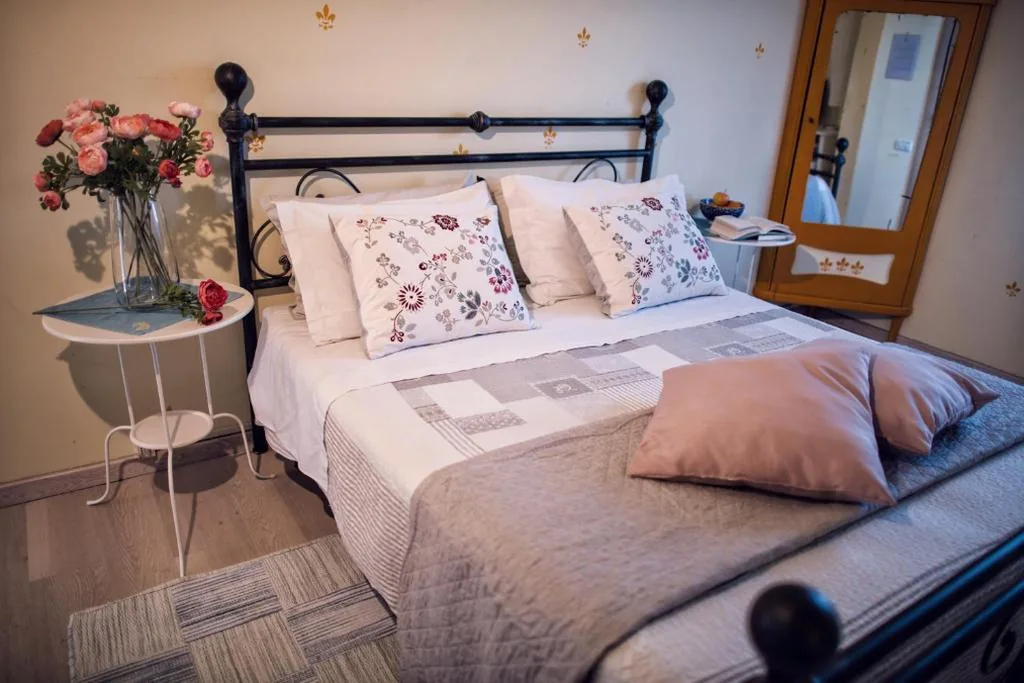 Camera Deluxe (2 Adulti + 1 Bambino) — B&B Cascina Ciapilau