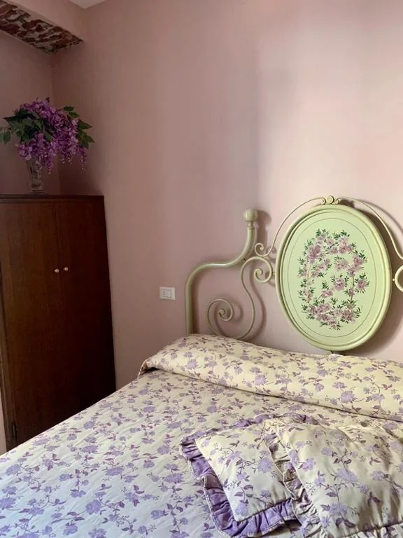 Camera Deluxe (2 Adulti + 1 Bambino) — Da Giusy