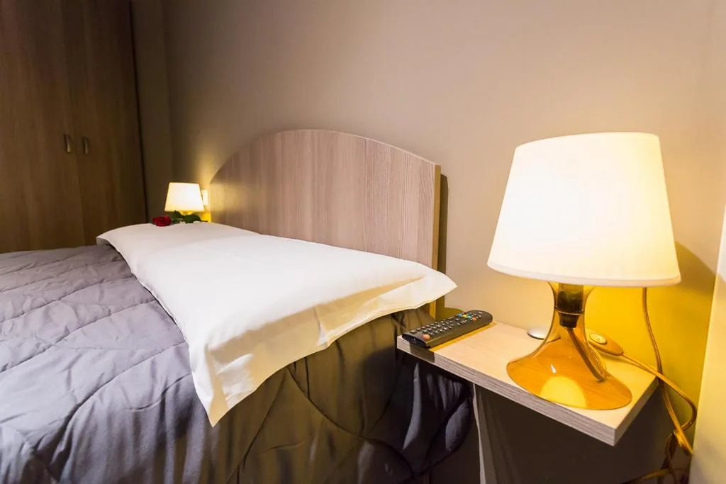 Deluxe Room (2 Adults + 1 Child) — HH Hermoso Housing ALESSANDRIA
