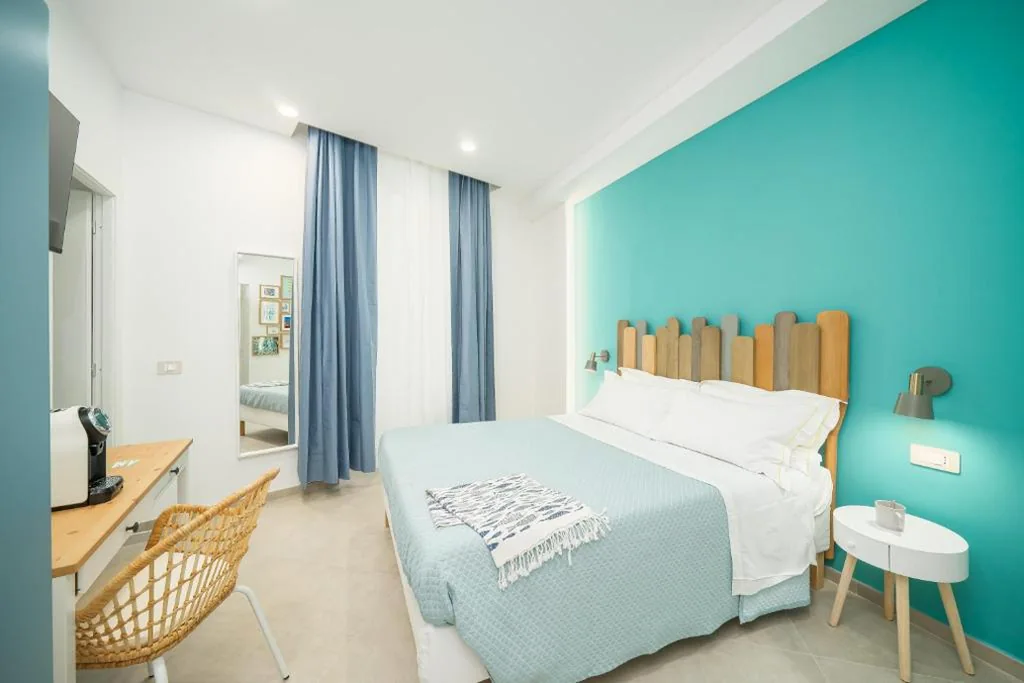 Deluxe Room — 6th Land – Rent Rooms Affittacamere