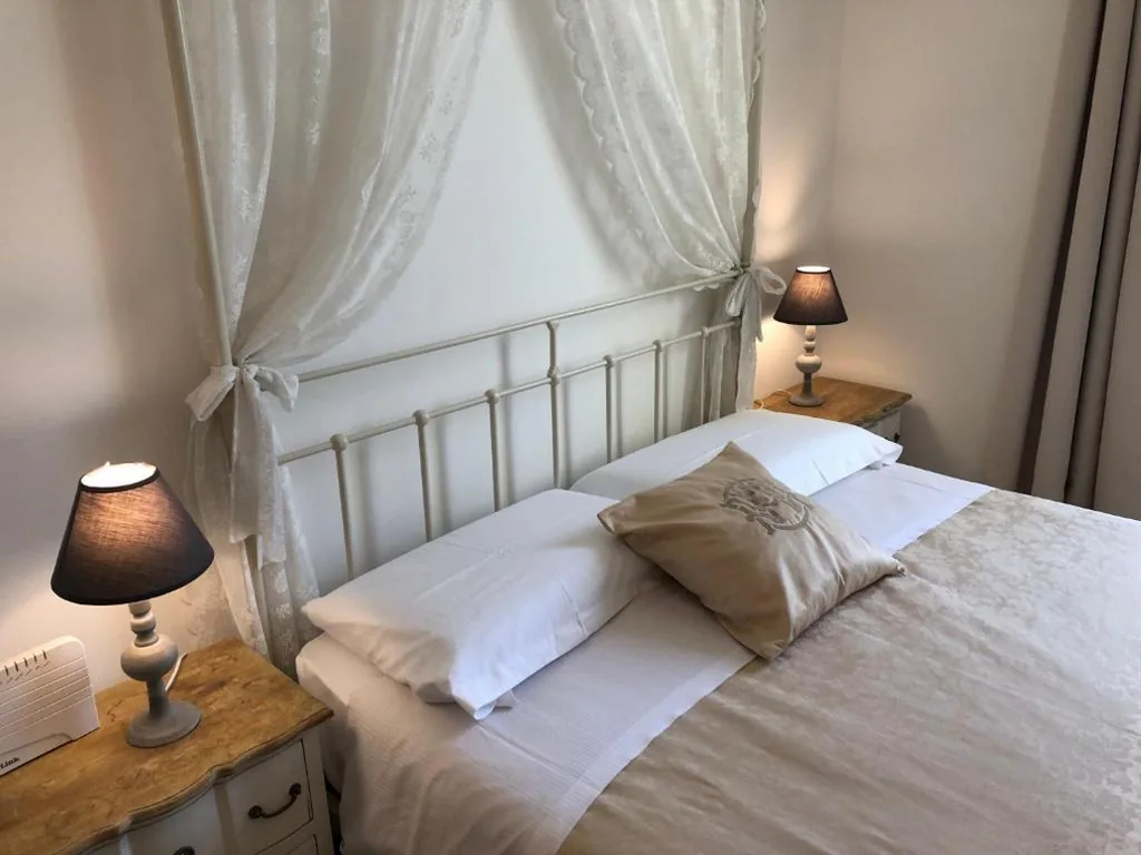 Camera Deluxe — Art Atelier San Pietro