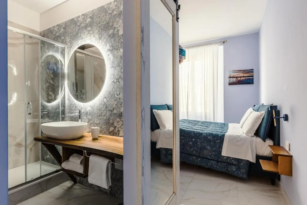 Camera Deluxe — BeB Domus Arbenzio San Giovanni Suite