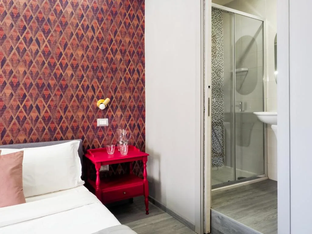 Deluxe Room — C’est La Vie Suites