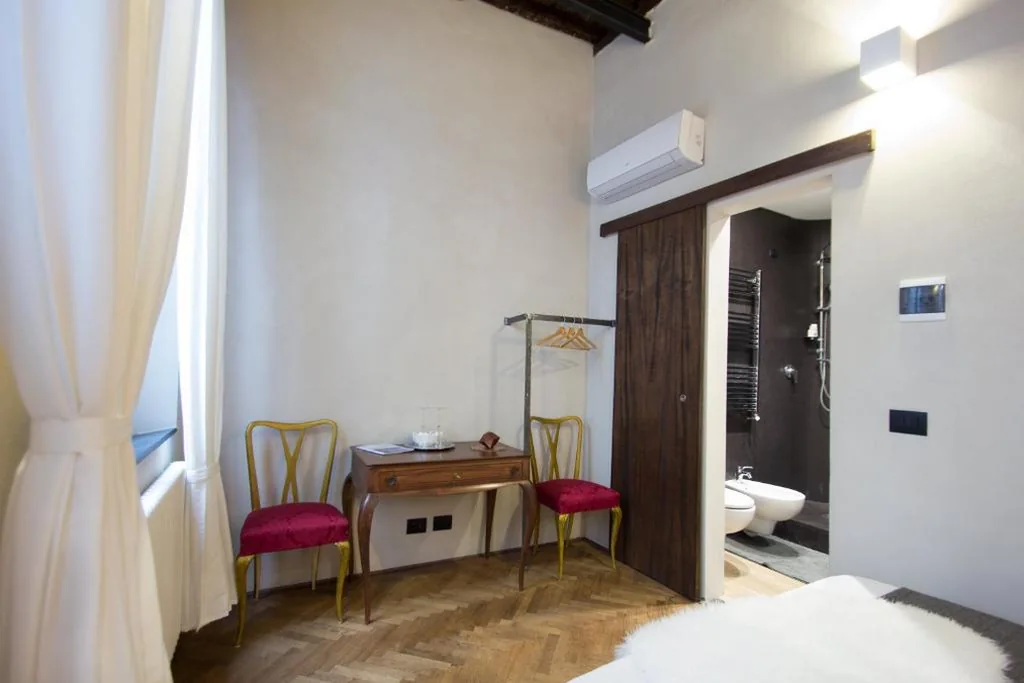 Camera Deluxe — Charming Genova | Residenza d’epoca