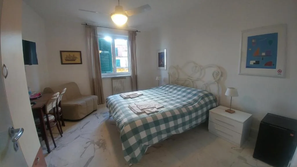 Camera Deluxe con Bagno Privato Esterno — La Casa sui Tetti