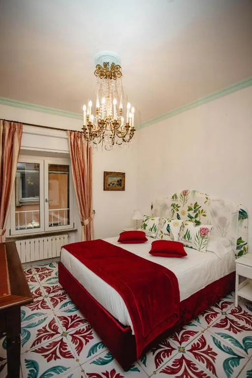 Deluxe Room — Delfini Trevi House