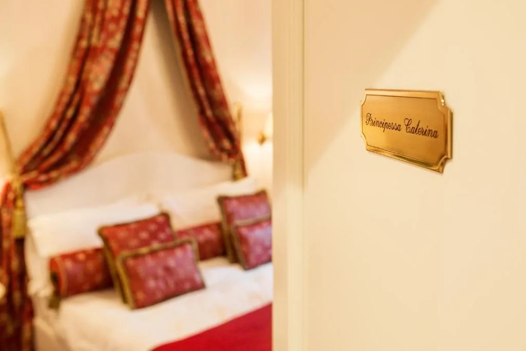 Deluxe Room — Duchessa Margherita Chateaux & Hotels
