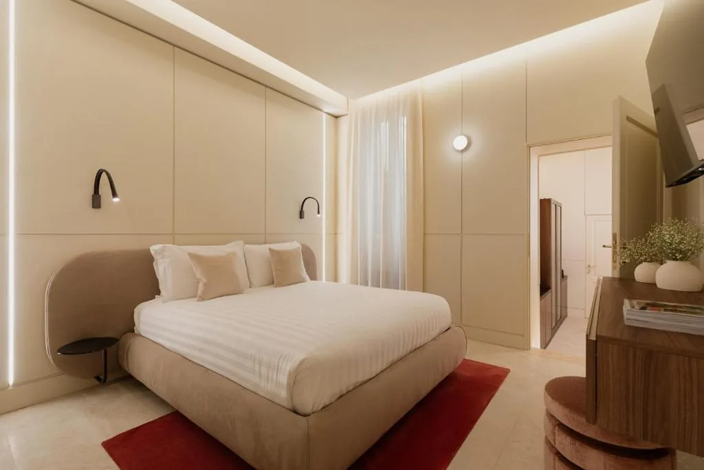 Deluxe Room — Elegantia Luxury Rooms Navona