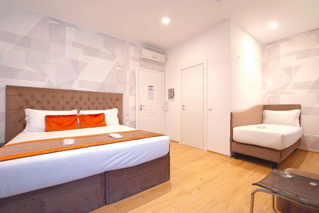 Camera Deluxe — Home at Rome Vatican Apartment&Rooms