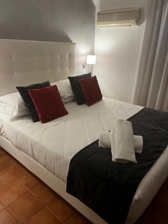 Deluxe Room — Hotel Gabriella