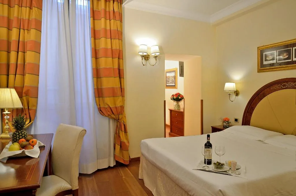 Deluxe Room — Hotel Homs
