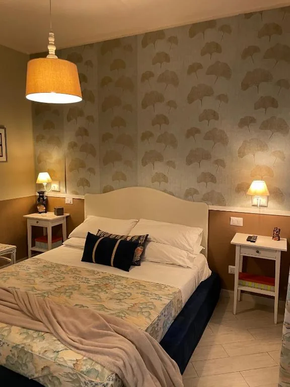 Camera Deluxe — Le Stanze dei Cardinali Guest House