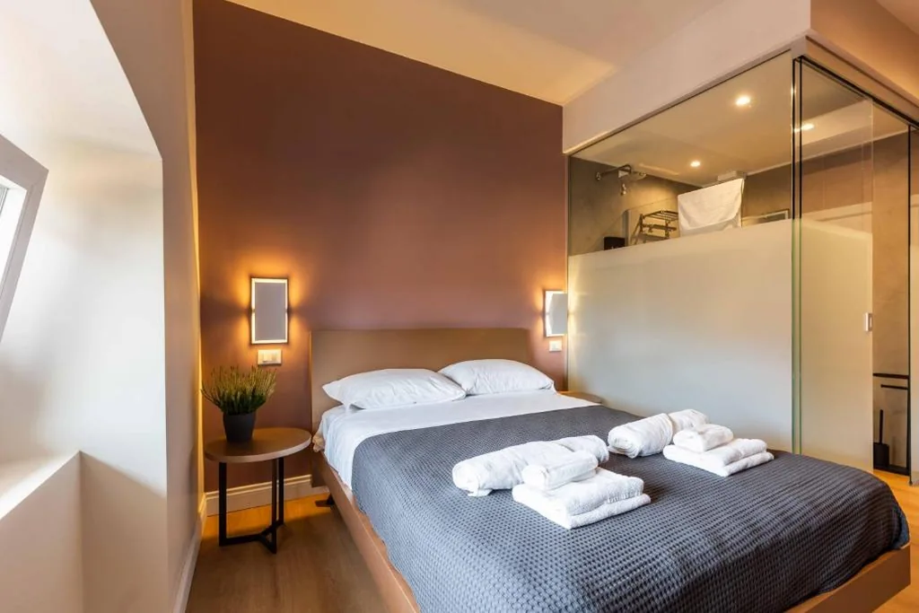 Camera Deluxe — LUMINA3 Luxury Room ROME