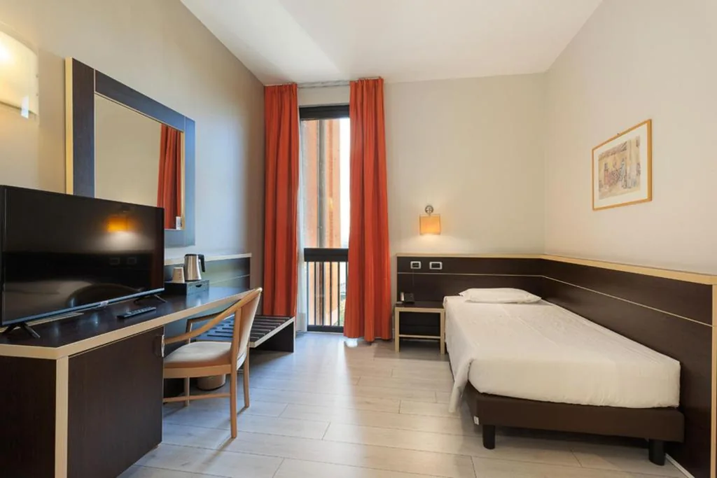 Camera Deluxe — LVG Hotel Collection – Al Mulino