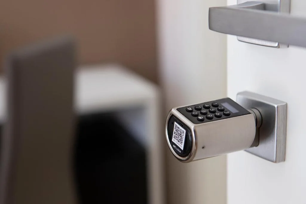 Camera Deluxe — MAMA GUEST HOUSE