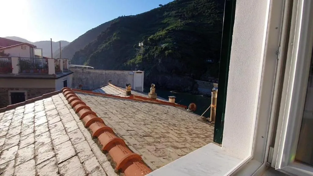 Camera Deluxe Matrimoniale con Vista Mare — Affittacamere Benedetta e Isabelle