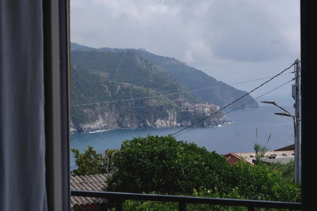 Camera Deluxe Matrimoniale con Vista Mare — Madüneta 5 Terre