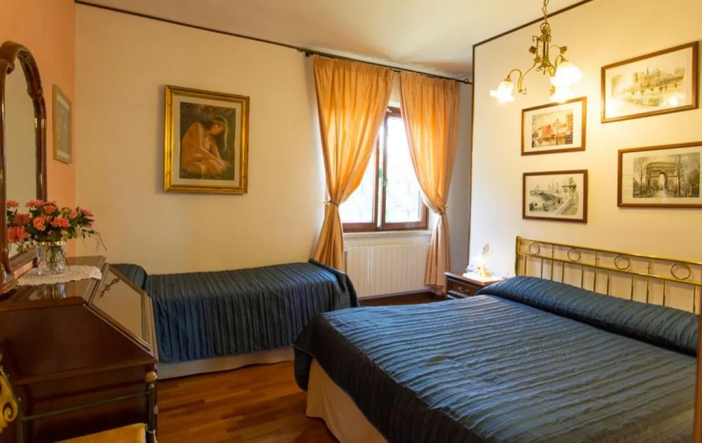 Camera Deluxe Matrimoniale/Doppia con Letti Singoli con Vista Giardino — B&B Villa Sans Souci