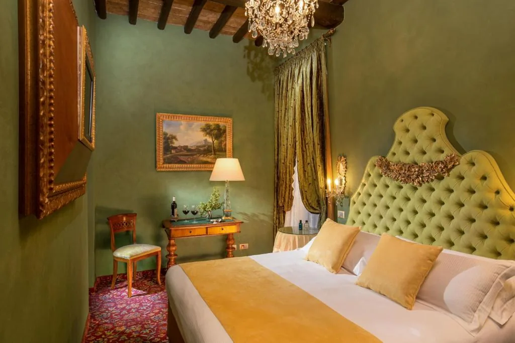 Camera Deluxe Matrimoniale/Doppia con Letti Singoli — Boutique Hotel Campo de’ Fiori