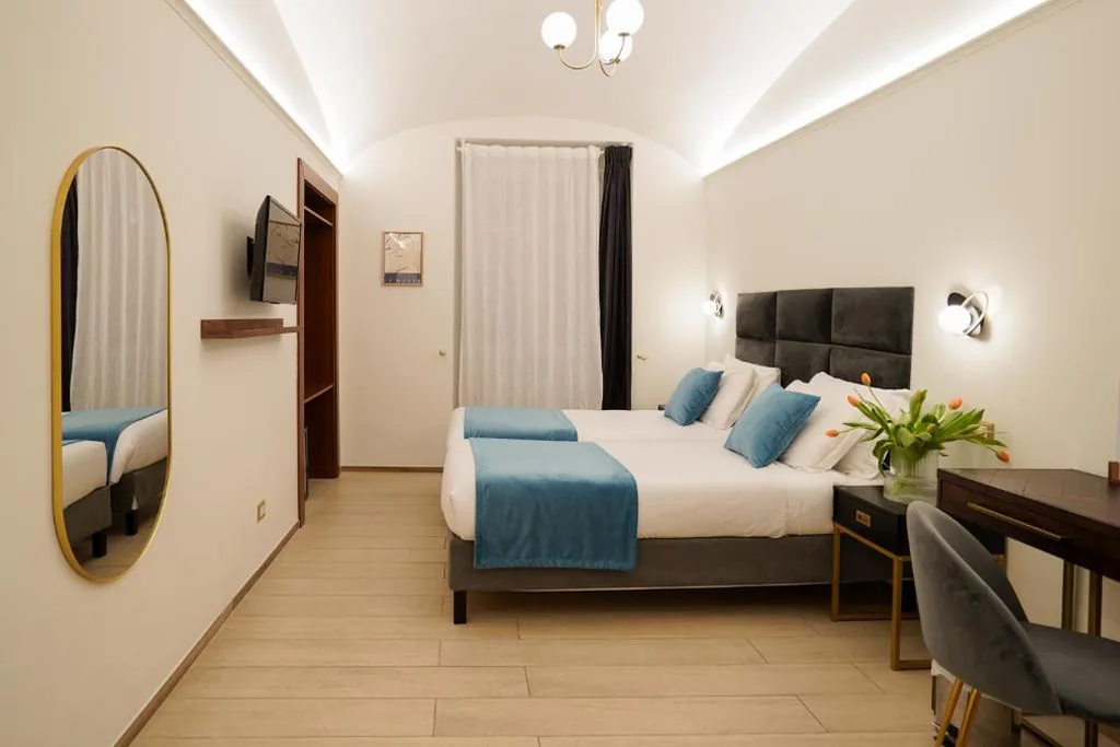 Deluxe Double/Twin Room — Charm&Bella GuestHouse