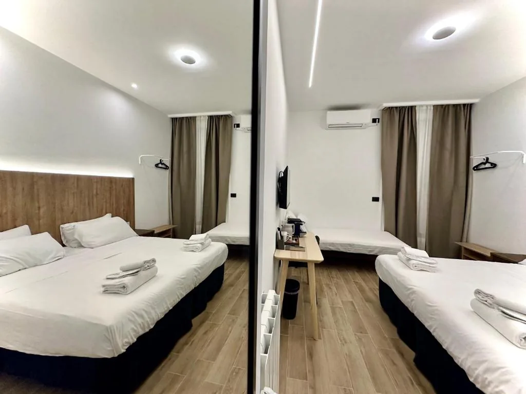 Deluxe Double/Twin Room with Balcony — Domus house