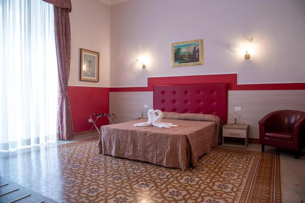 Deluxe Double/Twin Room — Domus Napoleone