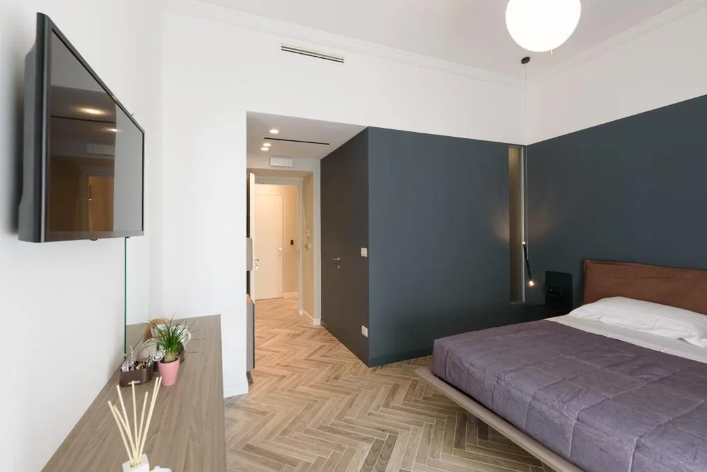 Camera Deluxe Matrimoniale/Doppia con Letti Singoli con Vista Città — Florea Palace