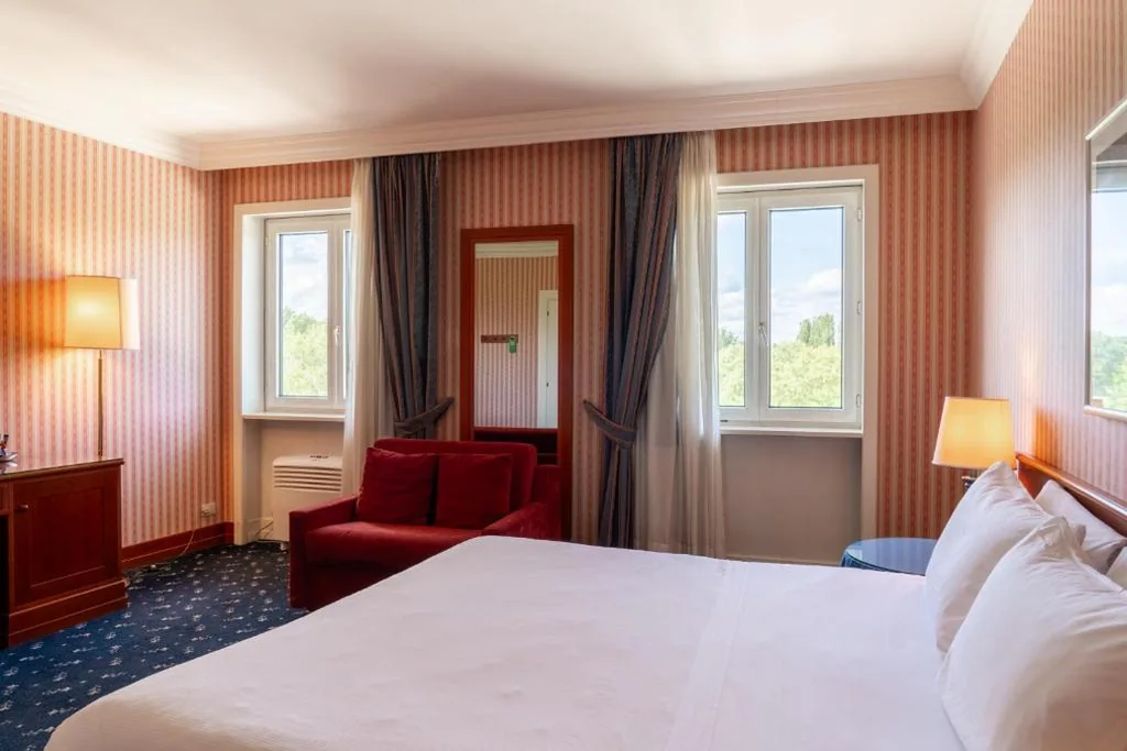 Deluxe Double/Twin Room — Golf Hotel Cavaglià