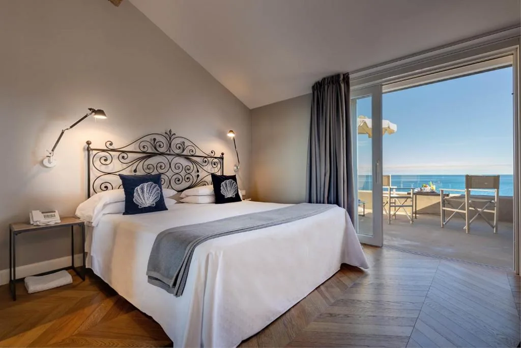 Camera Deluxe Matrimoniale/Doppia con Letti Singoli con Vista Mare — Hotel Continental