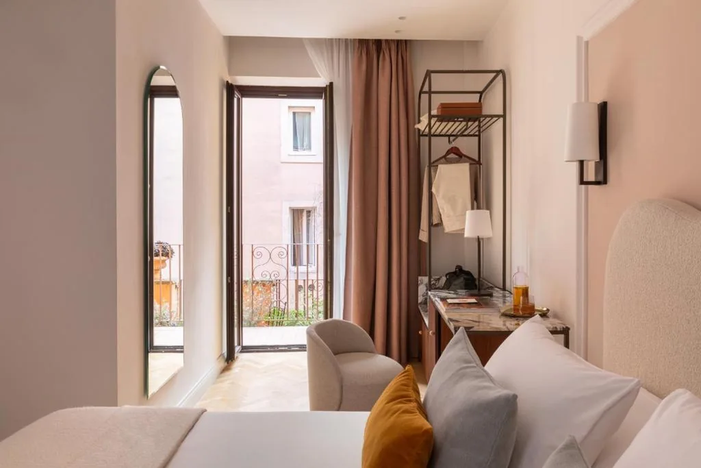 Camera Deluxe Matrimoniale/Doppia con Letti Singoli — Hotel Fori Imperiali