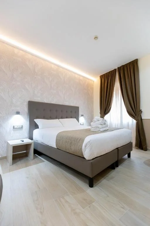 Deluxe Double/Twin Room — Hotel Maximus