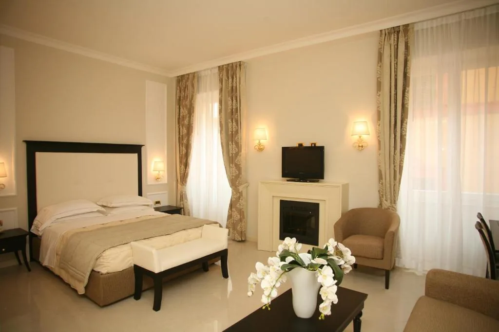 Deluxe Double/Twin Room with City View — Hotel Miramare & Spa