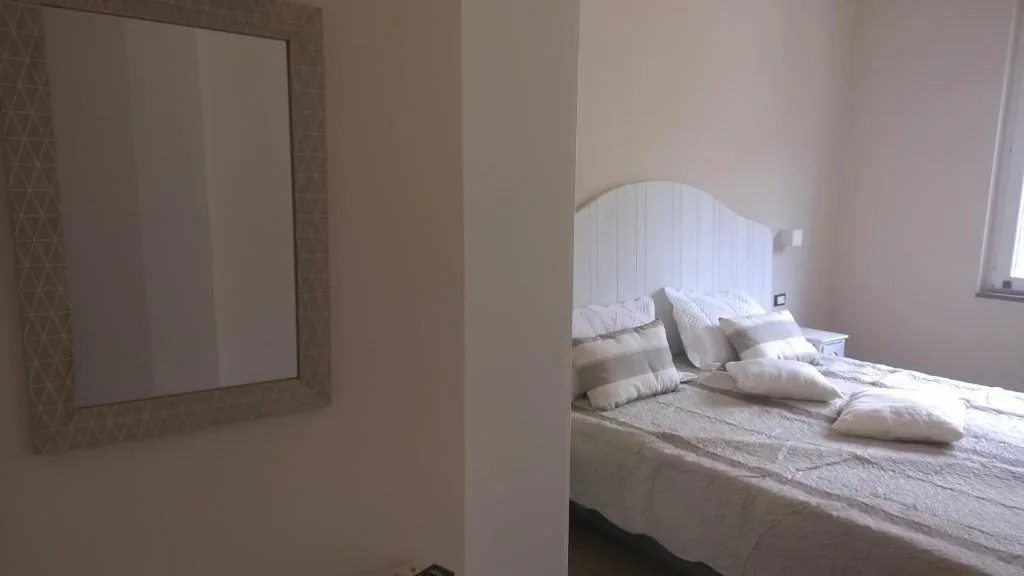 Camera Deluxe Matrimoniale/Doppia con Letti Singoli — Il Porto dei Sognatori