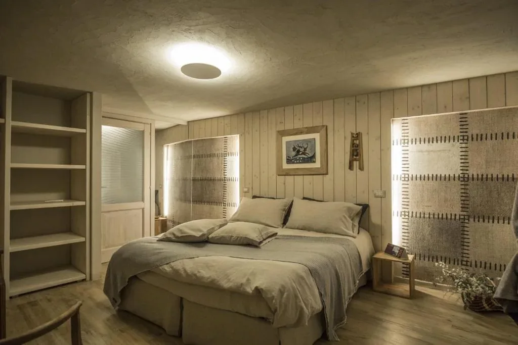 Deluxe Double Room with Single Beds and Balcony — L’angolino di Bonny