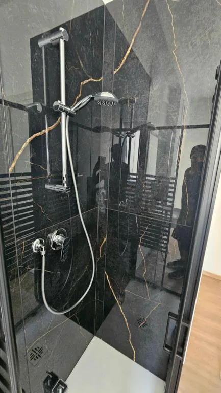 Deluxe Double/Twin Room with City View — La Venére 5Terre