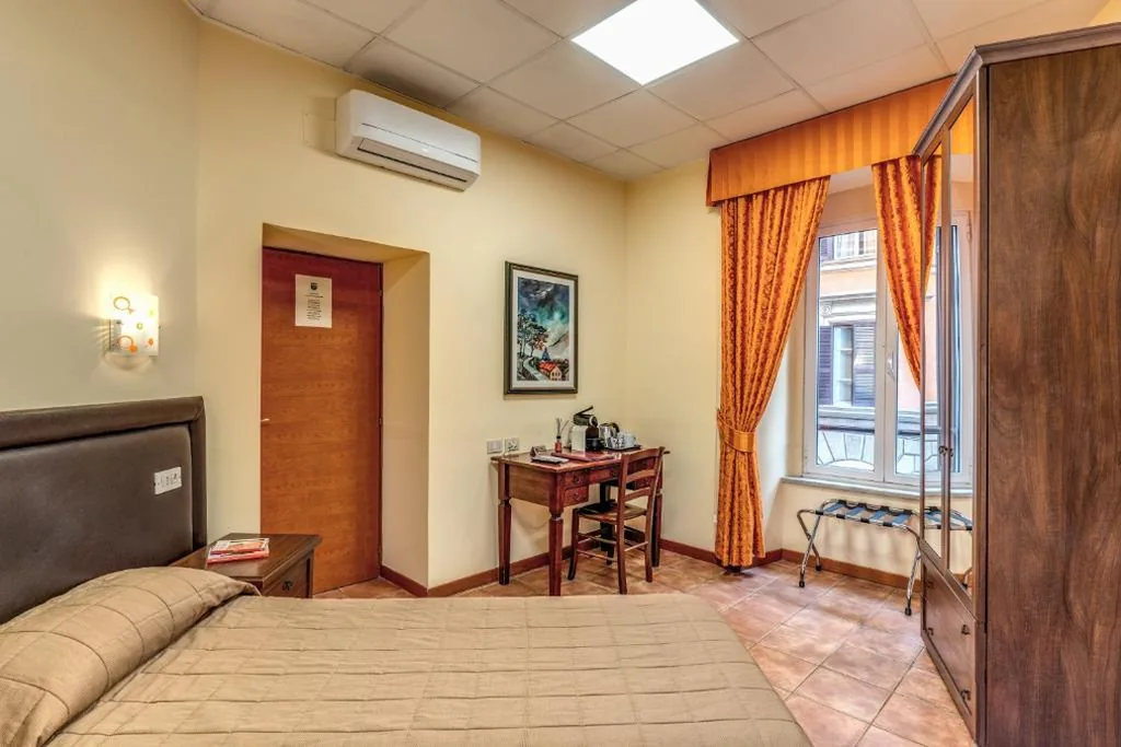 Deluxe Double/Twin Room — Locanda San Cosimato