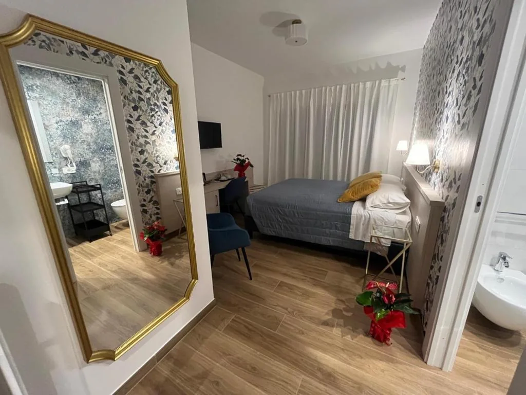 Deluxe Double/Twin Room — MARITZA Guest House 2