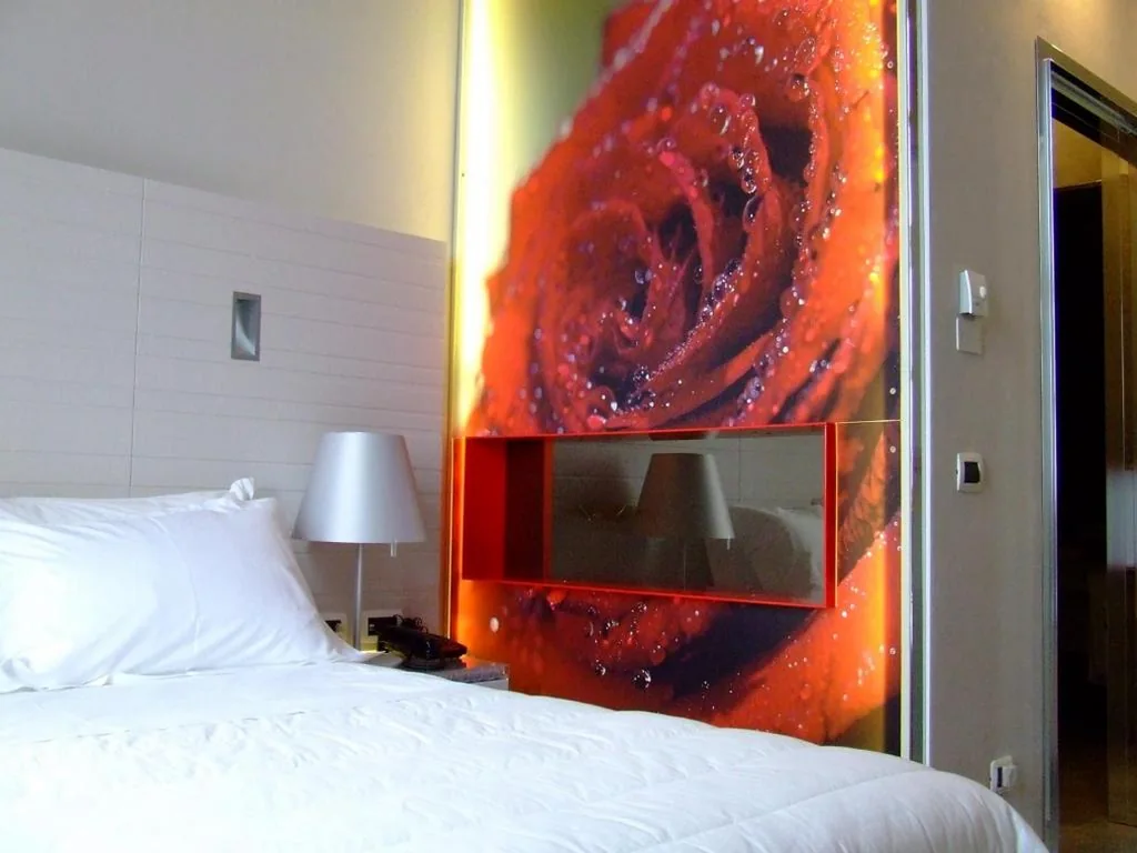 Deluxe Double/Twin Room with Hot Tub — Montaldo Castle & Resort