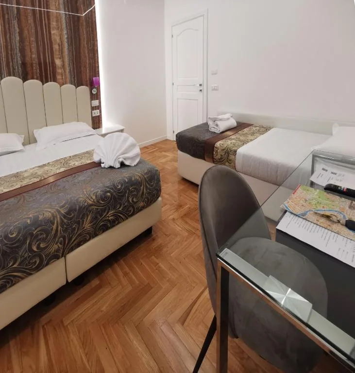 Deluxe Double/Twin Room — Navona Central Relais