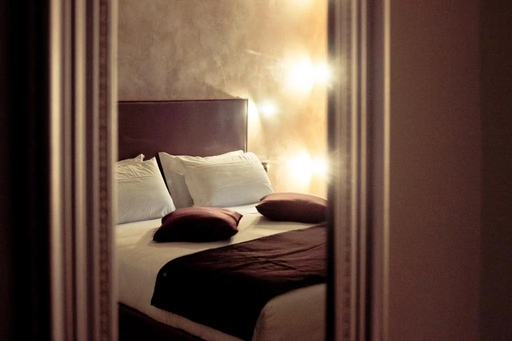 Camera Deluxe Matrimoniale/Doppia con Letti Singoli con Balcone — Rome By Suite Vatican