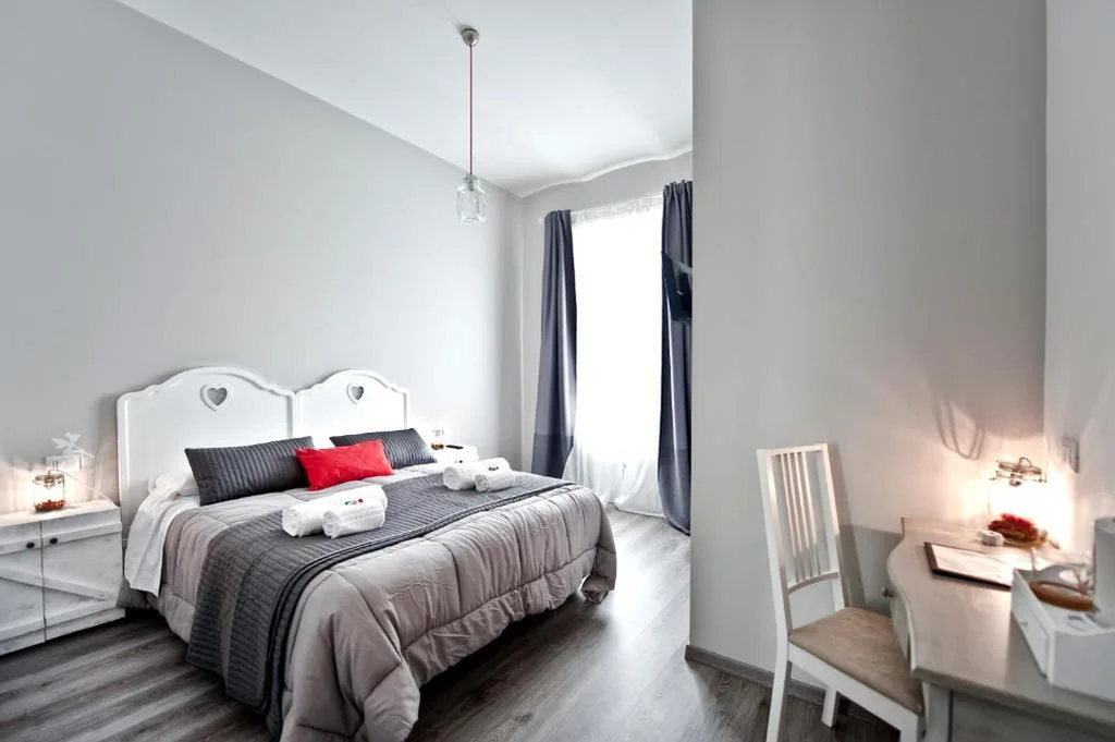Deluxe Double/Twin Room - Bell 4 — TinkerBell GuestHouse