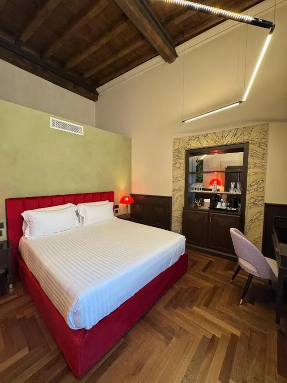 Camera Deluxe — Palazzo Gambirasi Luxury Suite Roma