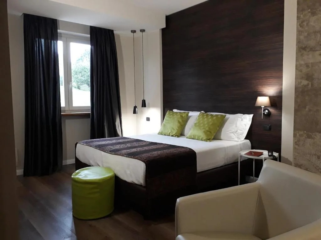 Camera Deluxe — Resort Limax Acis
