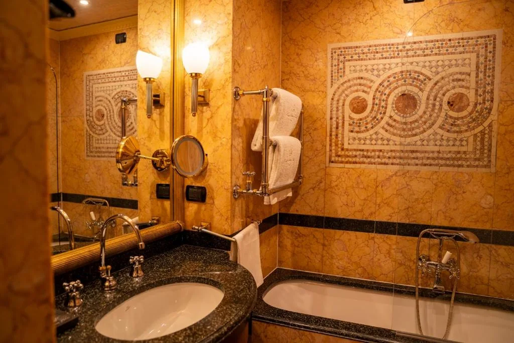Deluxe Room — River Chateau Hotel