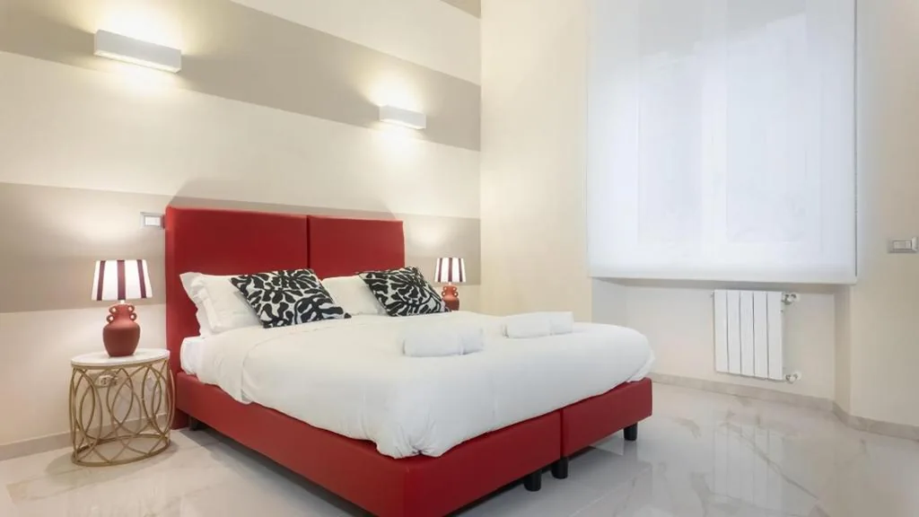 Camera Deluxe — Roma Palace Suite