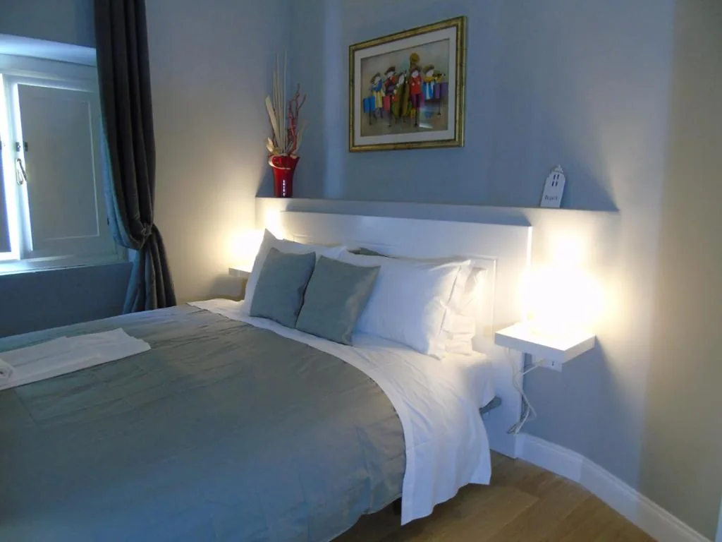 Camera Deluxe — Room Inn Vatican