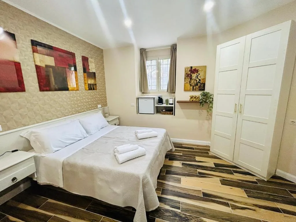 Deluxe Room — SD Vatican Rooms