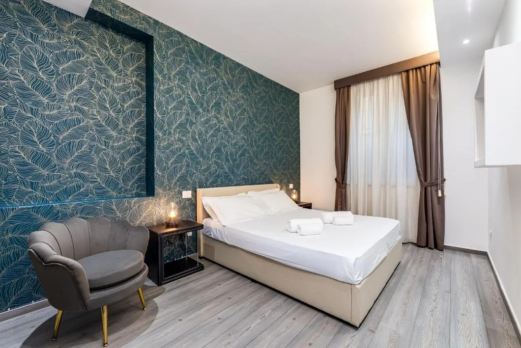 Camera Deluxe — Spagna Boutique Suites