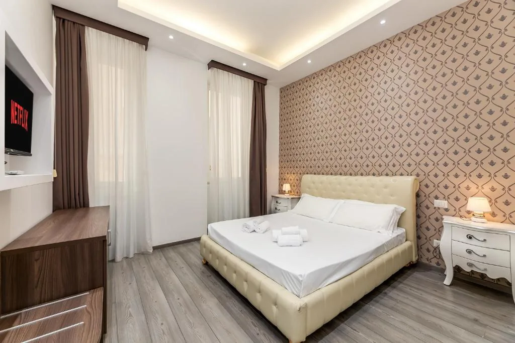 Camera Deluxe — Spagna Boutique Suites