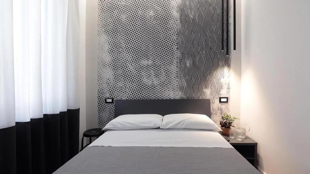 Deluxe Room — Suite Inn Rome